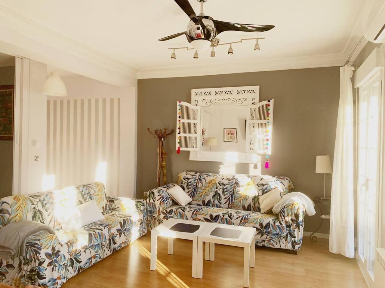 Un Hogar En El Centro Con Parking Gratuito Apartment Zaragoza Exterior photo